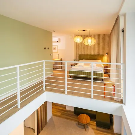 Lighthouse U1 Surfingbird Apartman *